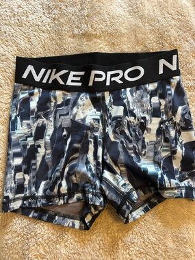 Nike Pro Compression Shorts - Black/Blue/Cream